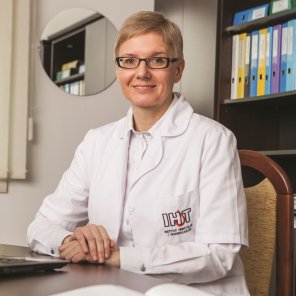 prof. dr hab. n. med. Ewa Lech-Marańda