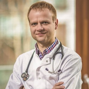 dr n. med. Bartosz Puła